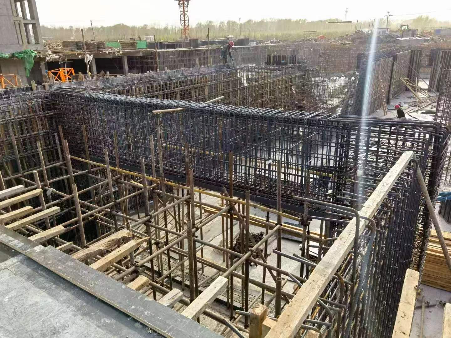 灵川建筑基础筏板施工时混凝土有哪些常见问题?